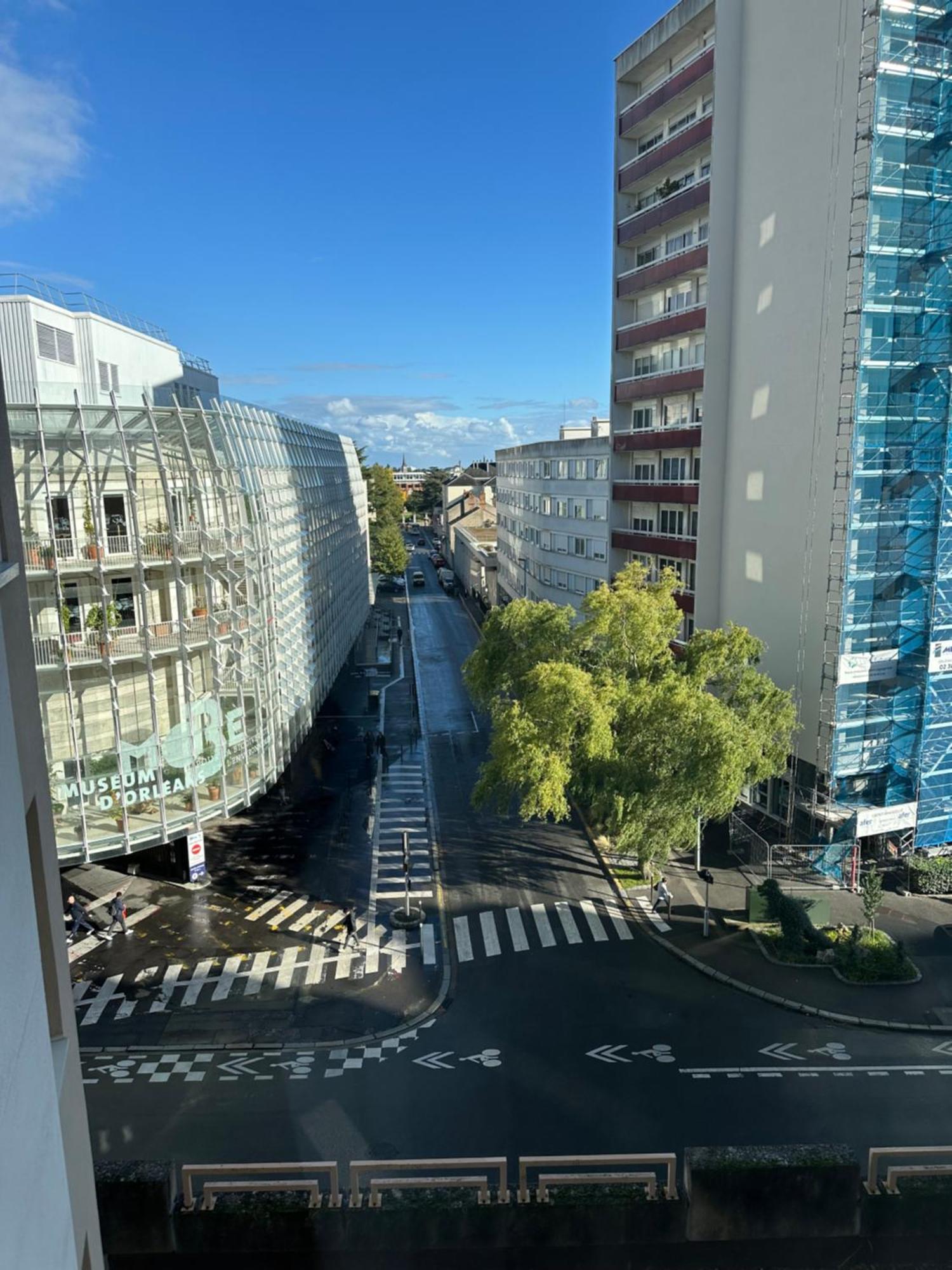 Superbe F3 Au Calme Hyper Centre Orléans Exterior foto